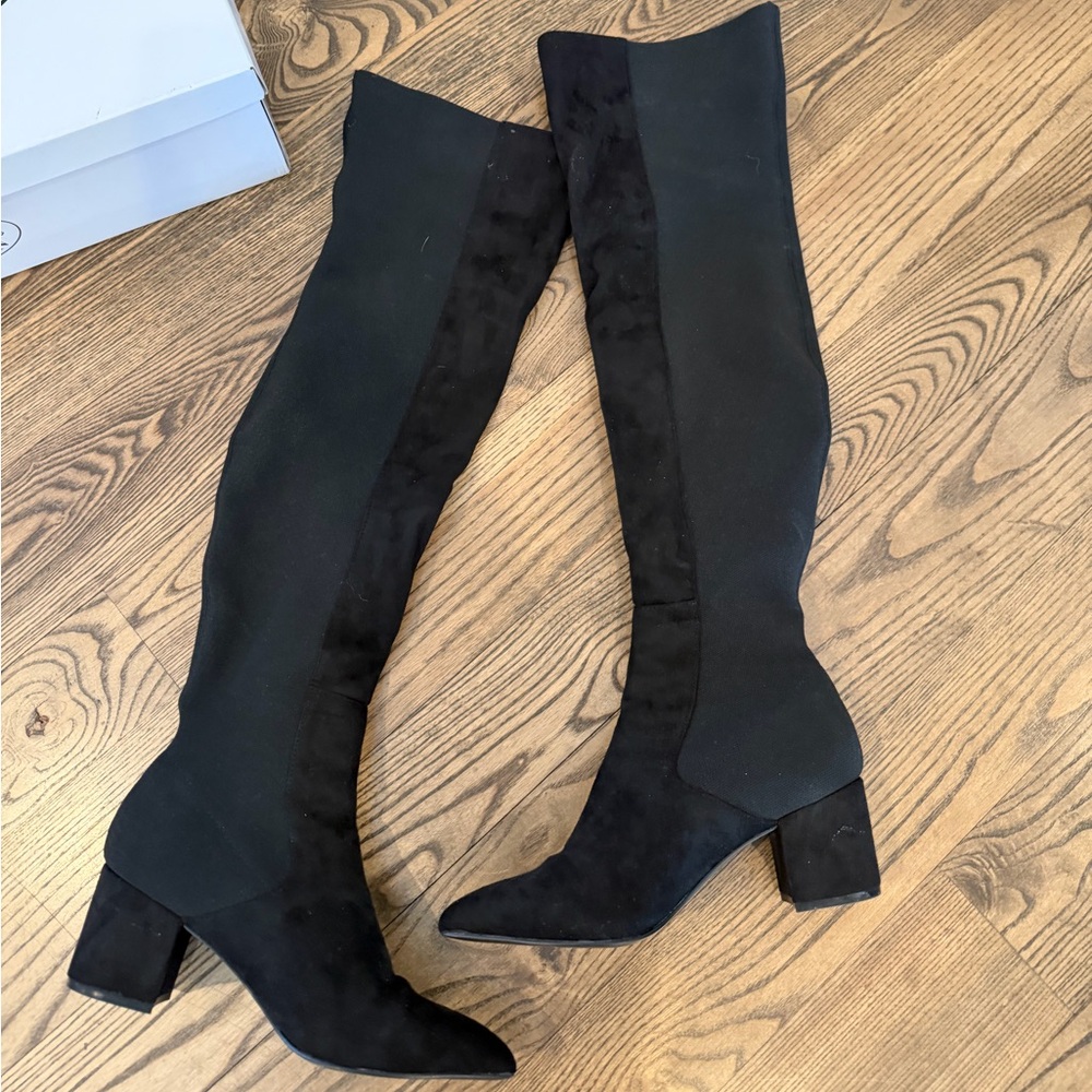 Steve Madden Black Over the Knee Boots “Janae Boot”
Size 7